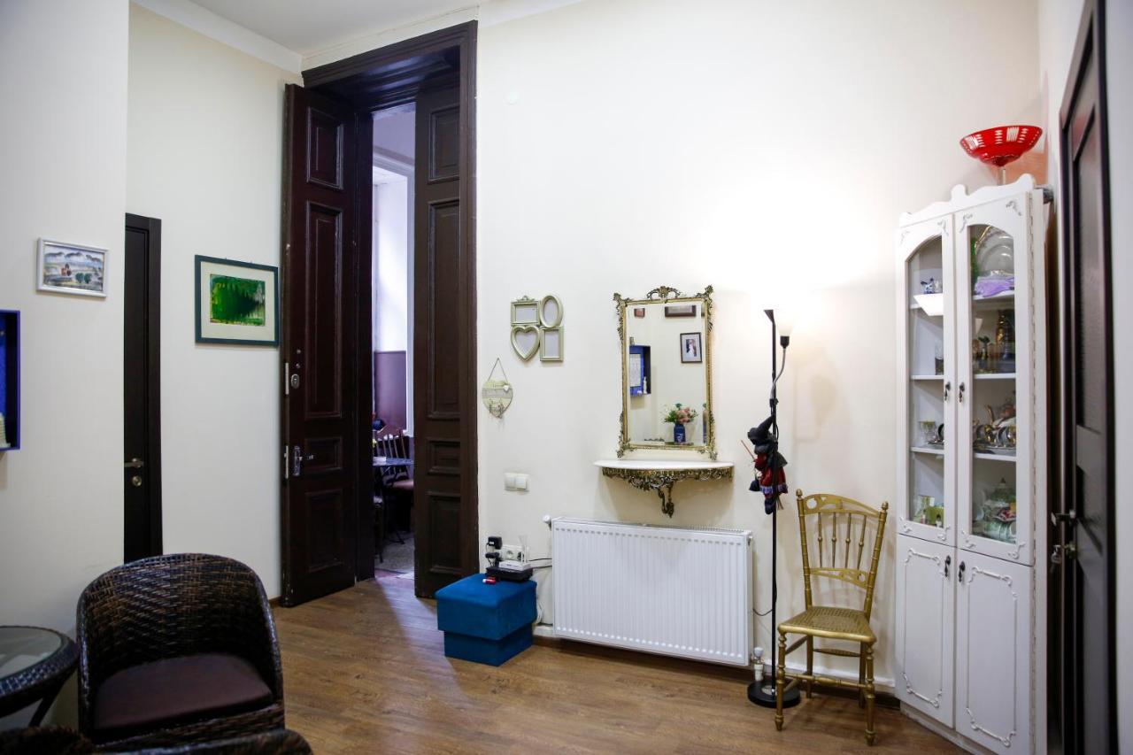 Apartment On Chubinashvili 30 Tbilisi Luaran gambar