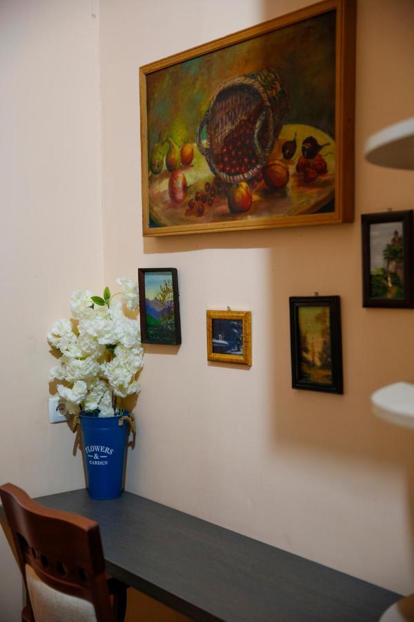 Apartment On Chubinashvili 30 Tbilisi Luaran gambar